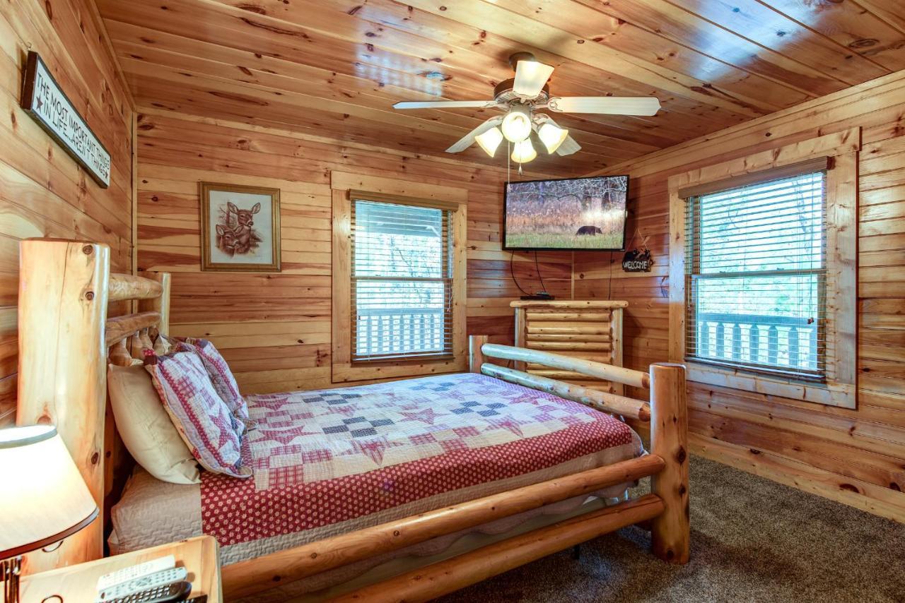 Hemlock Manor Villa Gatlinburg Bagian luar foto